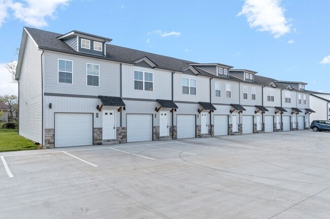 Building Photo - 224 Drayton Dr Unit C Rental