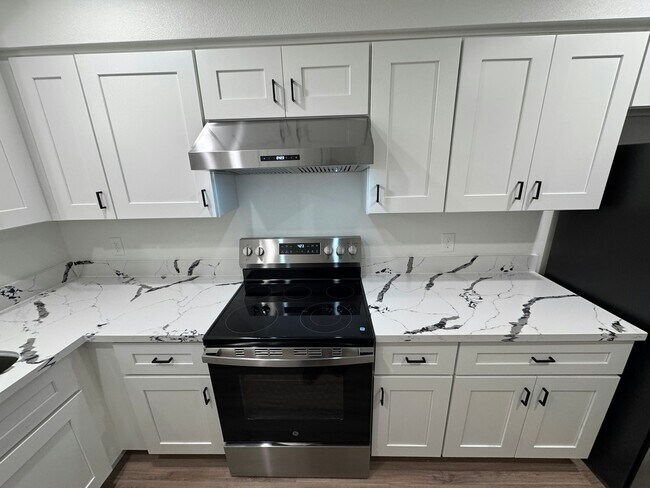 Photo - 2118 N Glenn Ave Unidad 2122 N. Glenn Ave