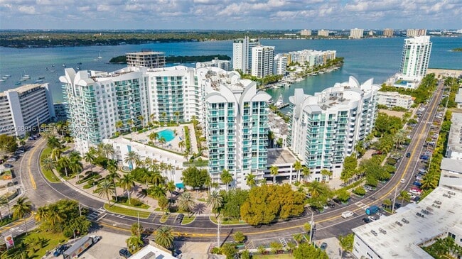 Photo - 7910 Harbor Island Dr