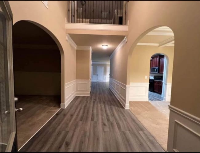 Photo - 656 Warwick Dr