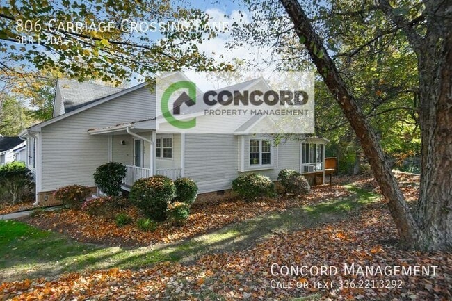 Photo - 806 Carriage Crossing Ln