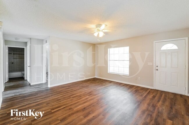 Photo - 2864 Jewel Ave