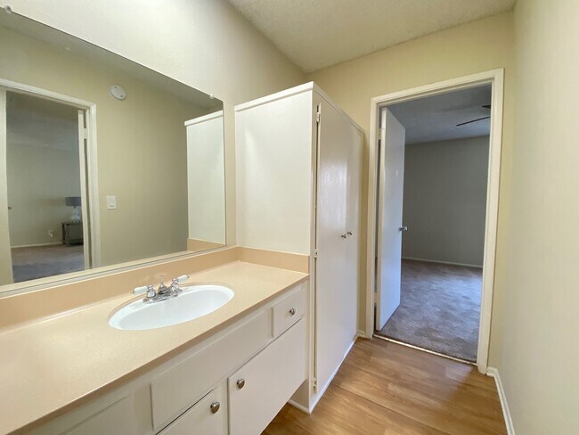 Photo - Haskell Granada Apartments