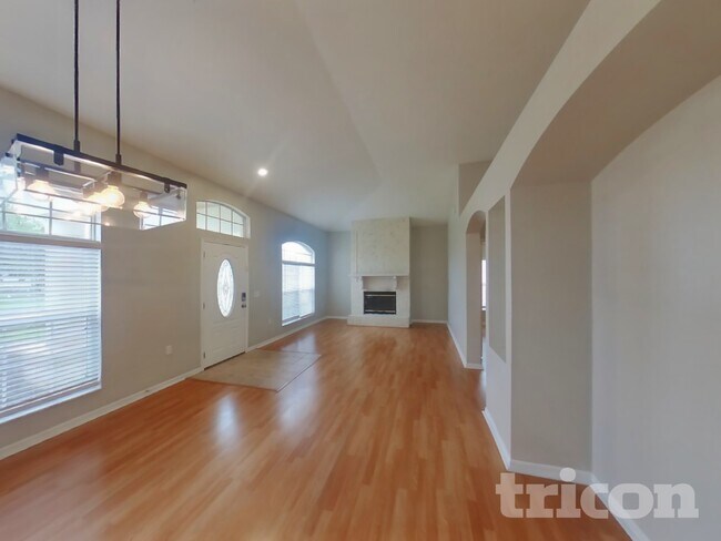 Photo - 29728 Morwen Pl