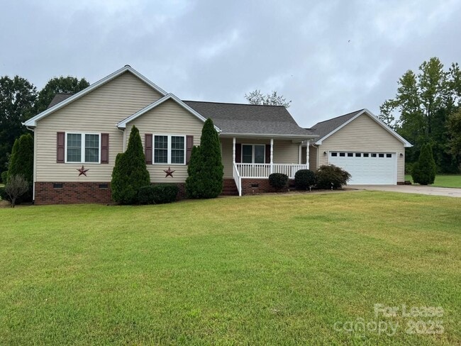 Photo - 823 Mazeppa Rd House