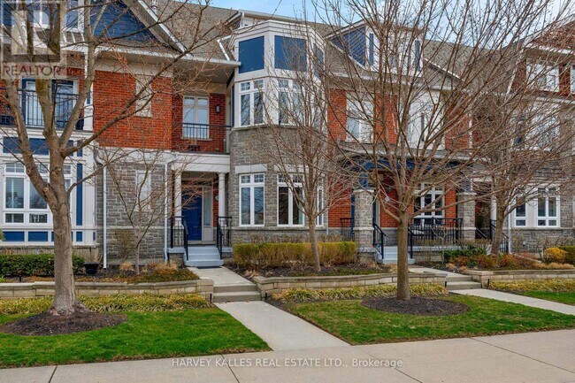 Photo - 157 St Lawrence Dr