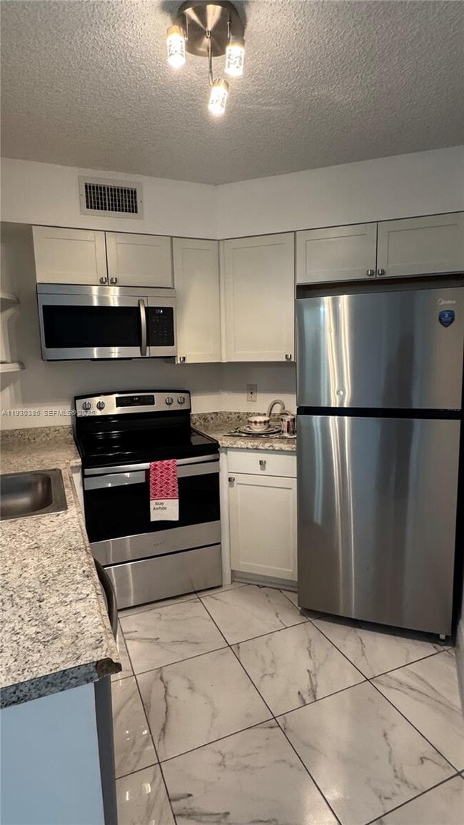 Photo - 212 Lake Pointe Dr Unidad 102