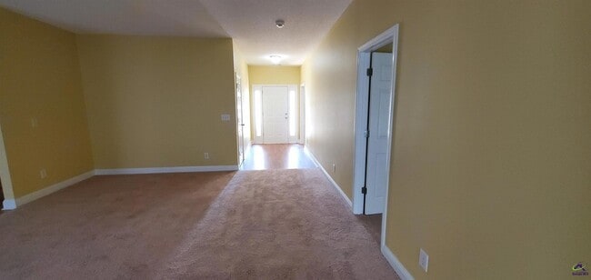 Photo - 213 Merlot Dr