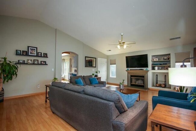 Photo - Spacious 3 Bedroom in Citrus Heights