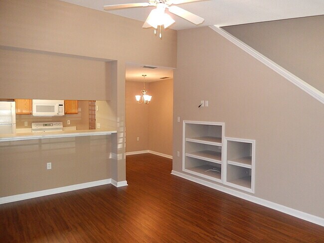 Photo - 591 Fulton Rd