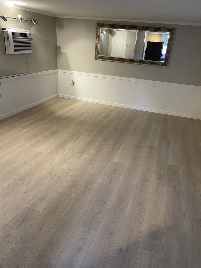 Photo - 14217 Hatteras St