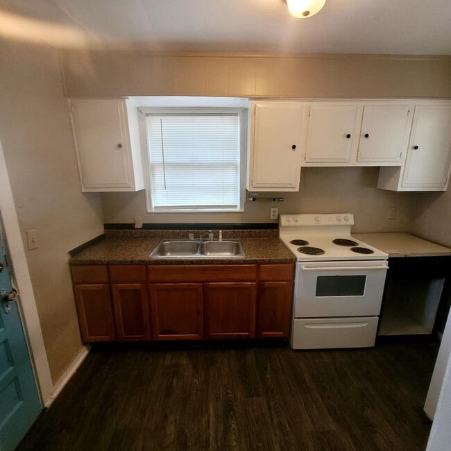 Photo - 8316 Buttercup St