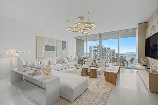 Photo - 300 Biscayne Blvd Way Unidad 3203