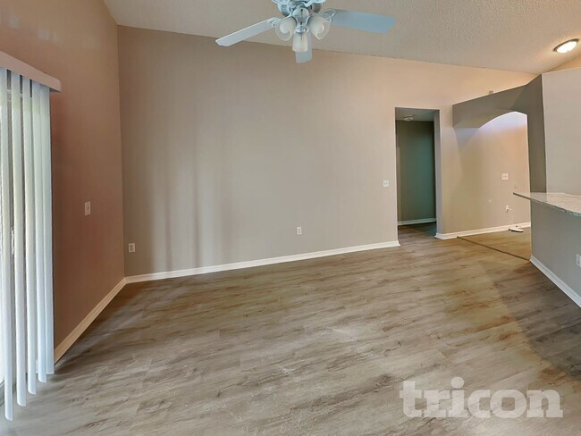 Photo - 2465 Hybrid Dr