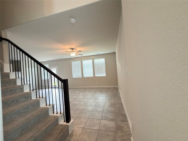 Photo - 5723 Madden Ln