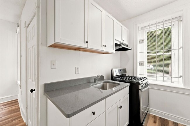 1213 N 60th St Unit 3
