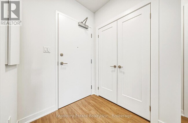 Photo - 155 Greenbrier Rd Unit 316