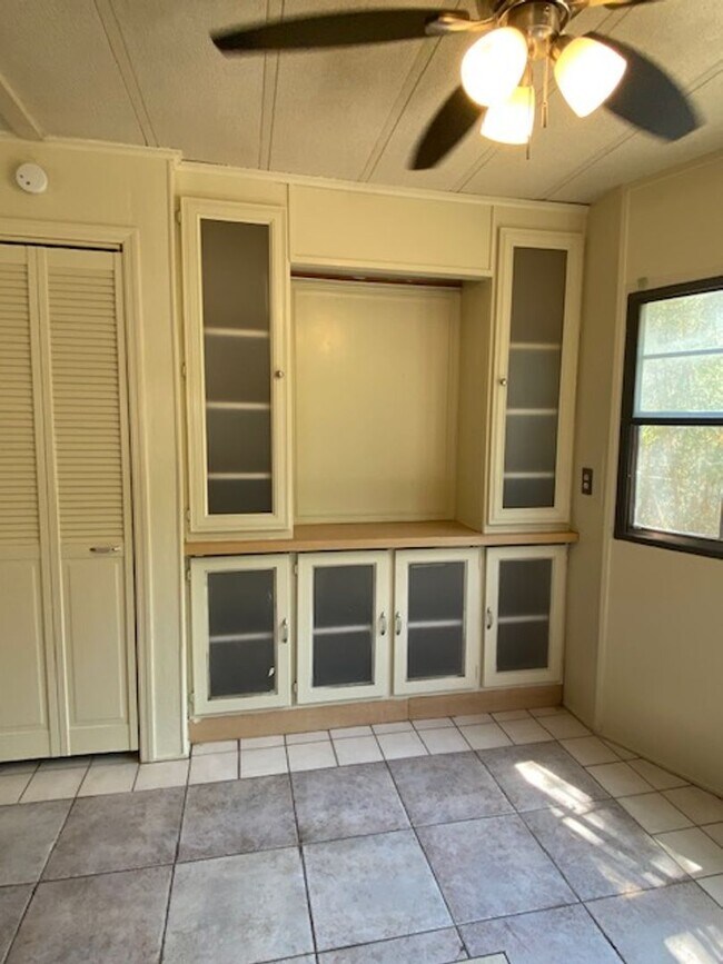 Photo - 3 bedroom country living mobile home