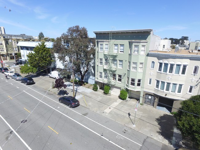 430 Baker