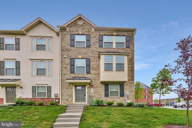 Photo - 8010 Robinson Mnr Rd Townhome