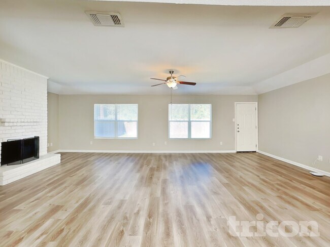 Photo - 17506 Sundrop Ln