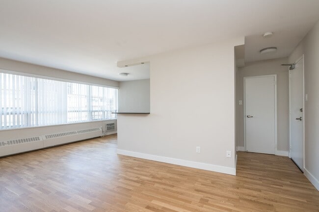 Photo - 265 Russell Hill Road Unit 302