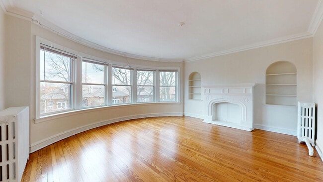 Photo - 6738 N Rockwell St