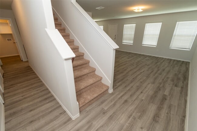 Building Photo - 17027 Hailey Harbor Dr Rental