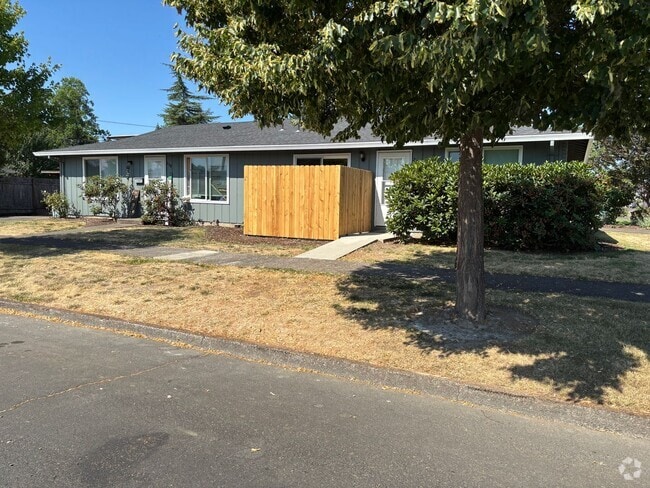 Building Photo - Broad Street Duplexes Unit 206 Rental