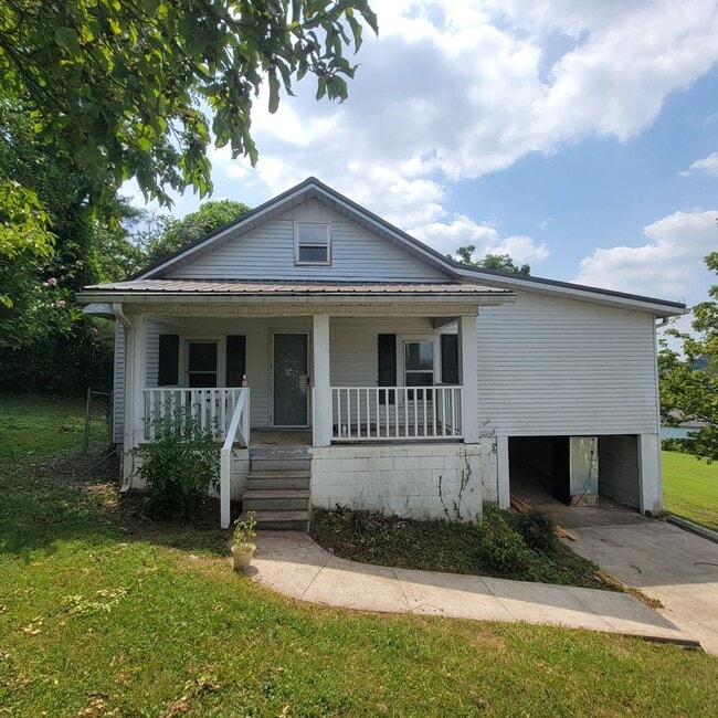 Building Photo - 3/2 -Bonus Room & Basement-Livingston