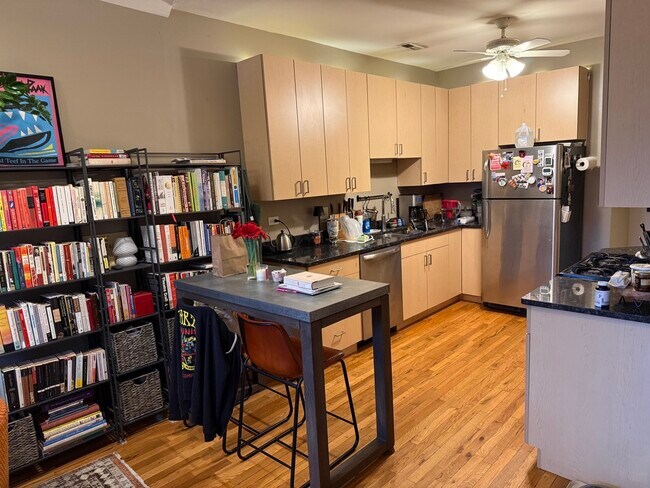 Photo - 1852 N Washtenaw Ave Unit 3