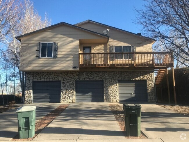Building Photo - Marc Dunker Unit 3 Rental