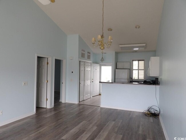 Photo - 901 W Port Dr