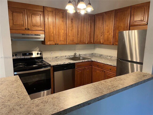 Photo - 819 NE 199th St Unit 6-205