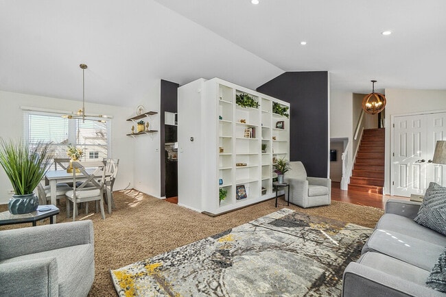 Photo - 1201 Easton Dr Unit SI ID1285068P