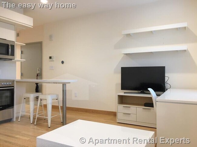 Photo - 115 Mt Auburn St Unidad #33