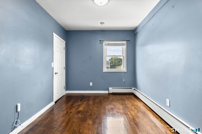 Photo - 62 St Michaels Ave