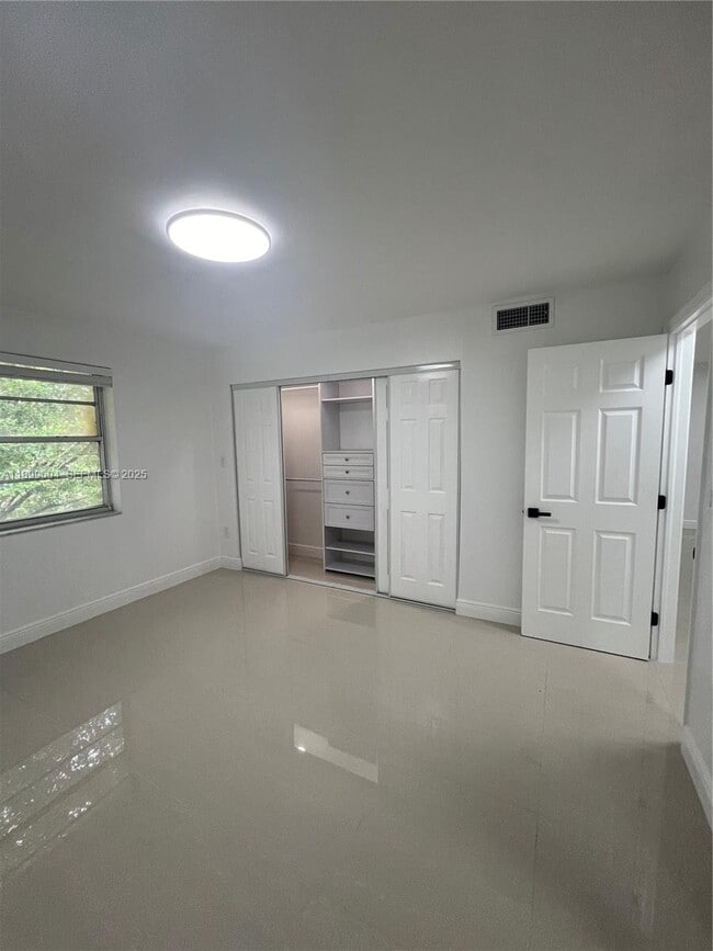 Photo - 17255 SW 95th Ave Unit 451