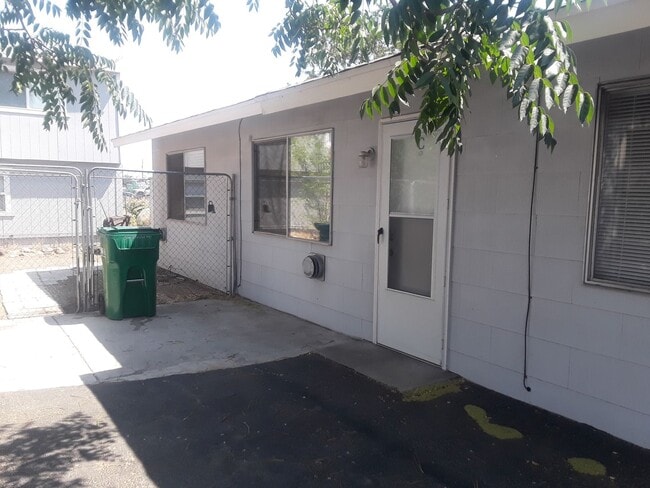 Building Photo - 361 Gould St Unit 361 C