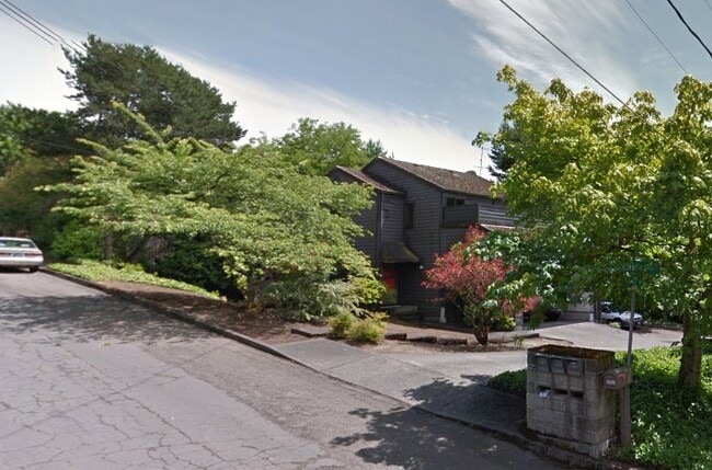 Photo - 2026 SW Carolina St Unit 2022 SW Carolina St.