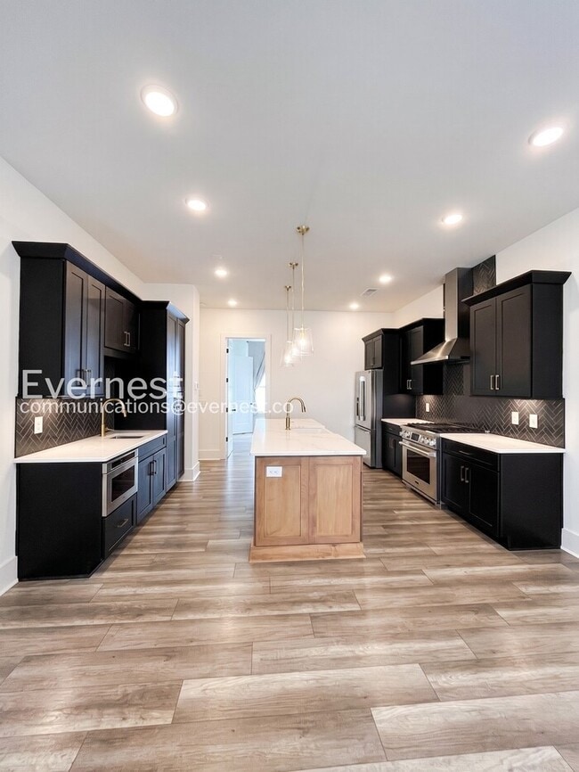 Photo - 206 N 9th St