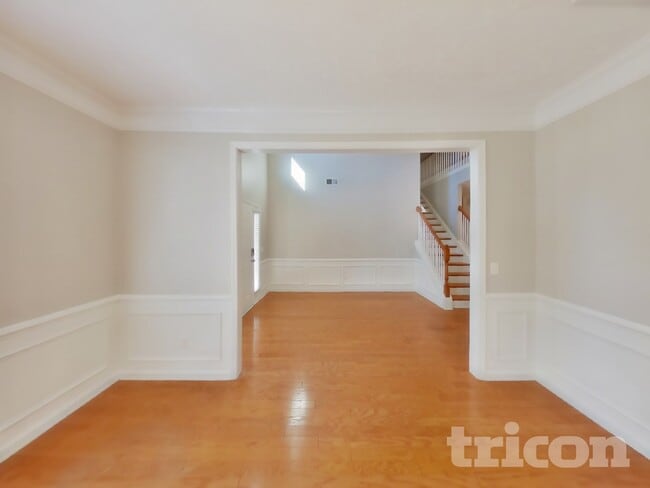 Photo - 237 Berkeley Ridge Dr