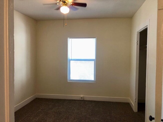 Photo - Charming 2 bedroom, 1.5 bath home near Sutter Street
