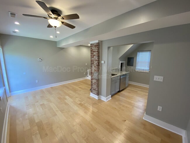 Photo - 1115 Winchester St Unit C