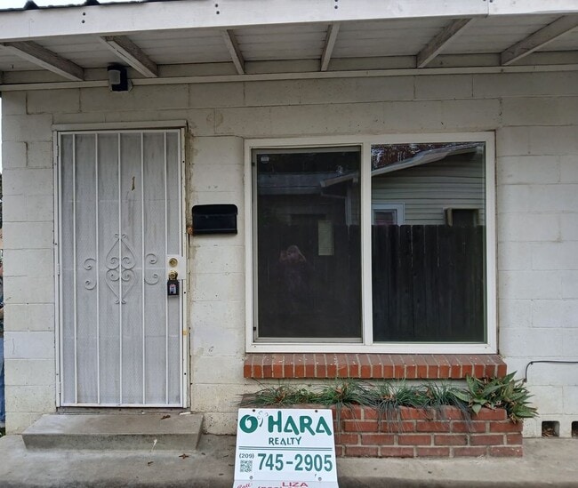 Photo - 416 Hilborn St Unidad 1