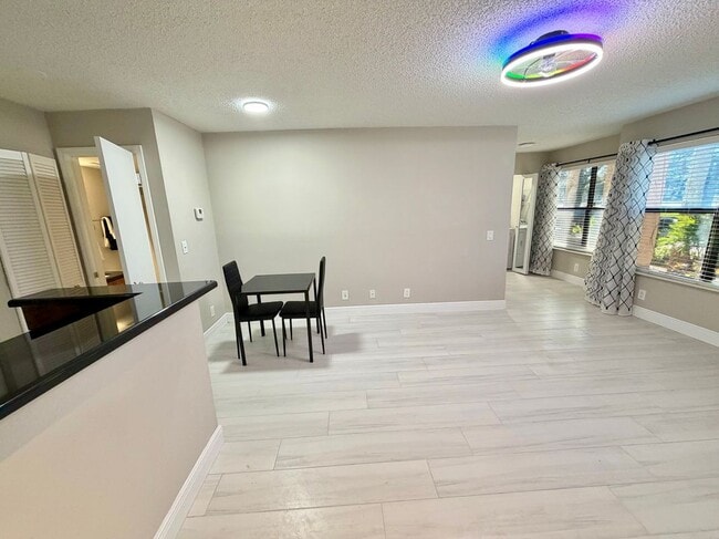 Photo - 2900 S University Dr