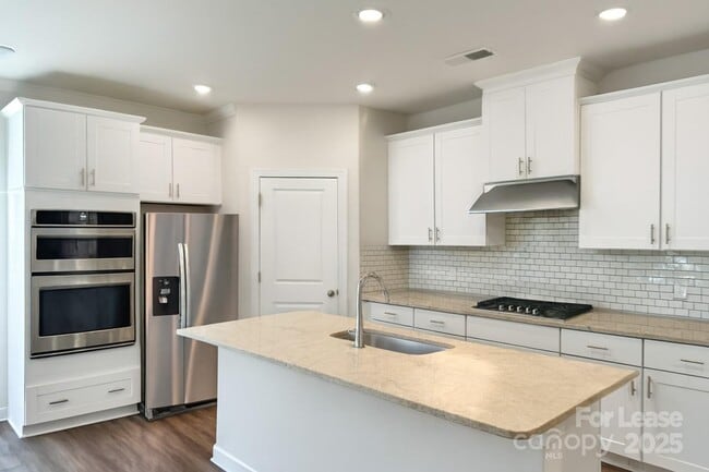 Photo - 221 Emmett Dr