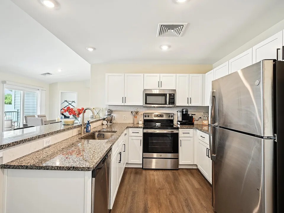 Reserve at Rock Creek - Reserve at Rock Creek Apartments