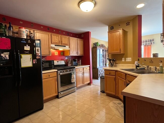 Photo - 655 W Huron Hills Trail