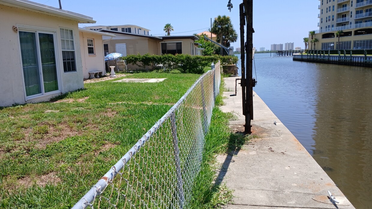 Photo - 209 Sandy Cir (South Daytona, FL)